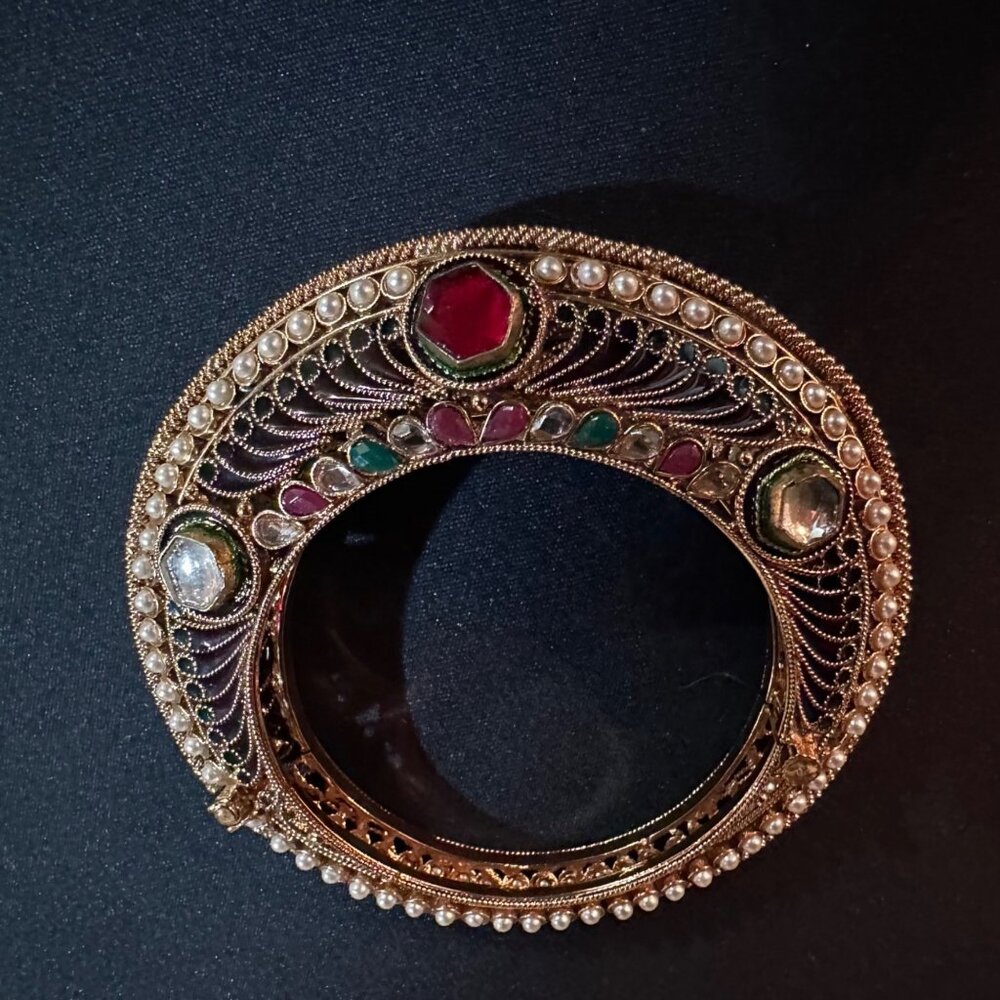 Antique East Indian Inspired Womens Bangle Intricate Design Collectible Costume - Picture 2 of 9